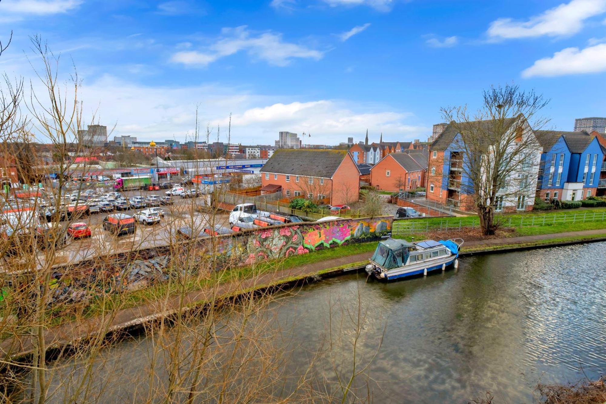 Luxury Waterfront Property With Free Parking Coventry Exterior foto